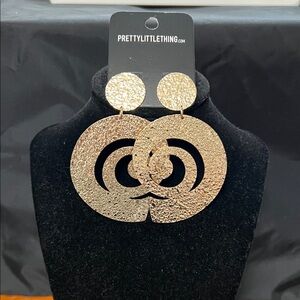 PrettyLittleThing Textured Gold Earrings